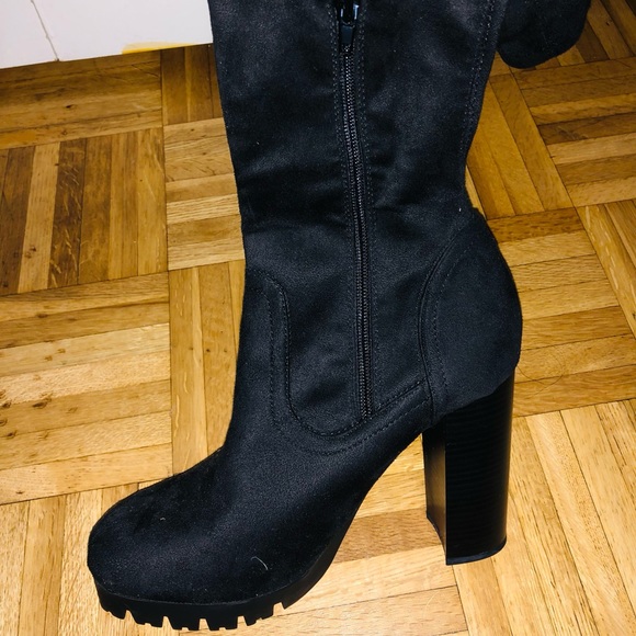 Heels boots - Picture 5 of 5